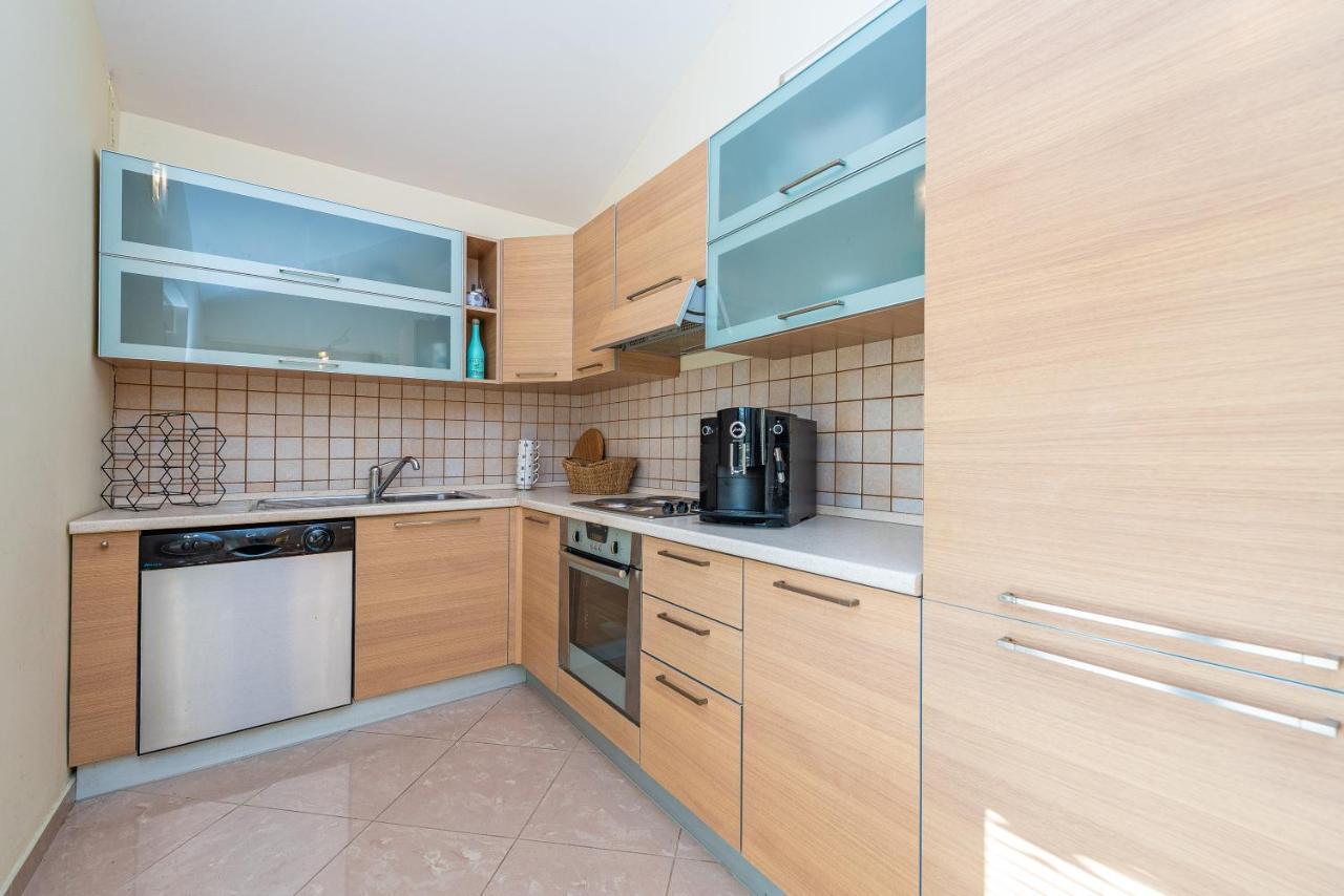 Vila Luna Apartments Zára Kültér fotó