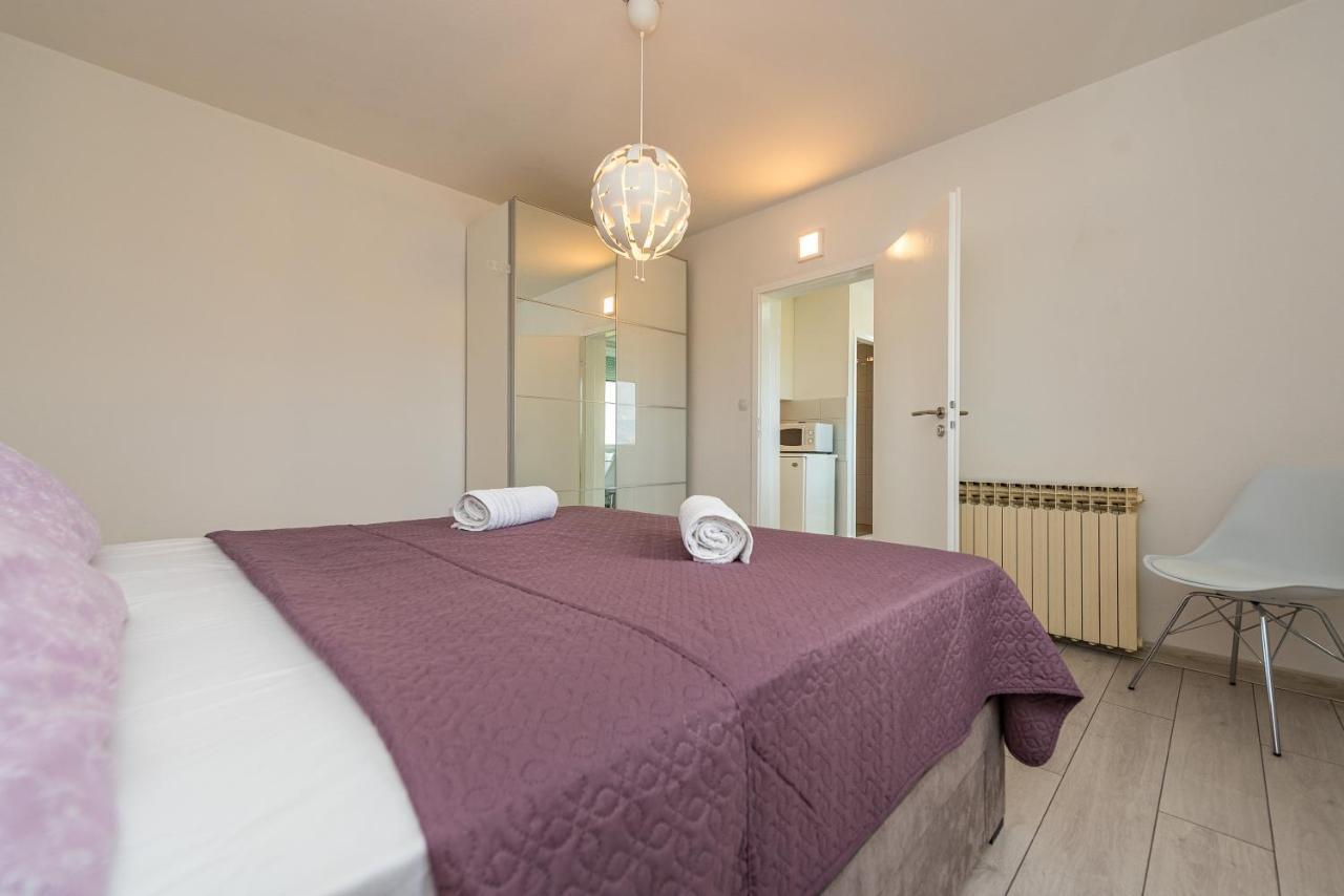 Vila Luna Apartments Zára Kültér fotó